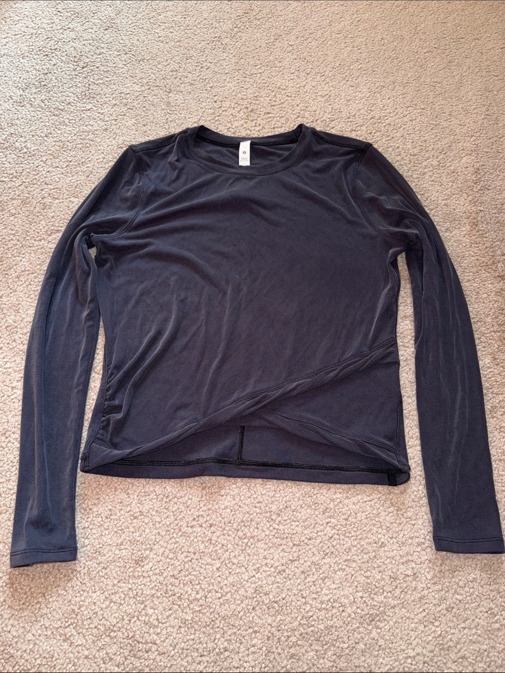 Lululemon Long Sleeve Black Women's Twist Hem Top
